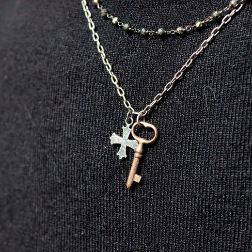 MN030X Collar Plata de Palo Hombre modelo Bab en plata de ley 925, bronce y circonitas