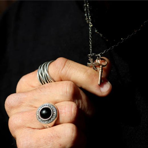 MN030X Collar Plata de Palo Hombre modelo Bab en plata de ley 925, bronce y circonitas