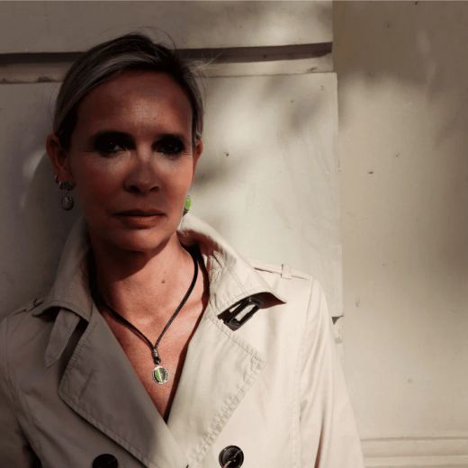 WN263X Collar Plata de Palo Mujer de cuero modelo Sei con plata 925 y piedra verde super elegante