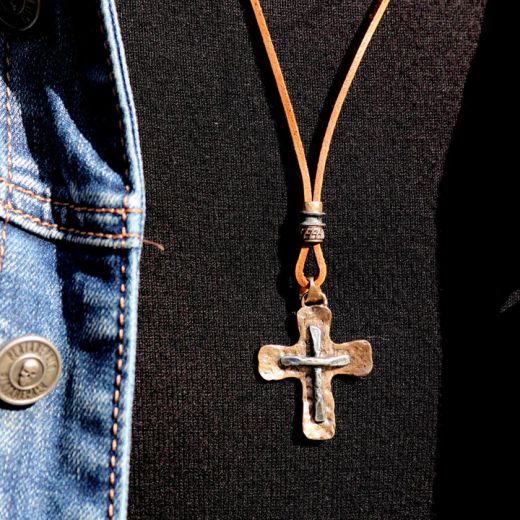 BN024X Collar Plata de Palo Hombre modelo Derb en plata de ley 925, cuero y bronce