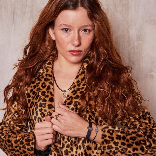 Collar Simo SN041X Plata de Palo unisex cuero resina y calavera de bronce con tres circonitas