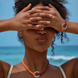 Conjunto Bassa PLATA DE PALO mujer Incluye collar y pulsera Bassa a juego. Elige el color del conjunto y la talla de la pulsera.
