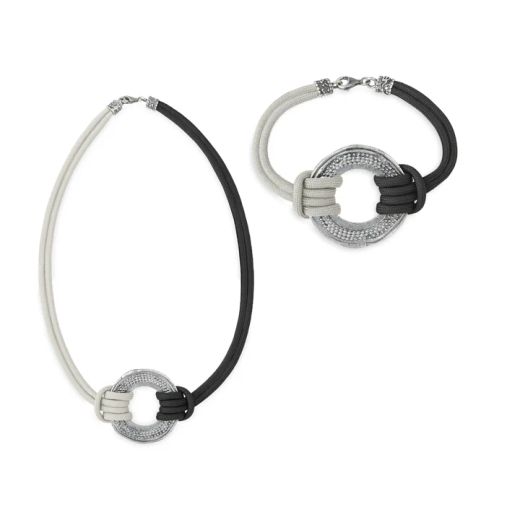 Conjunto PLATA DE PALO mujer Macarella Incluye collar y pulsera Cala Macarella a juego. Elige el color del conjunto y la talla de la pulsera.