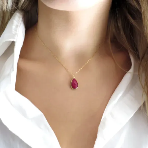 Gargantilla de mujer oro 18K en forma de lágrima color burdeos