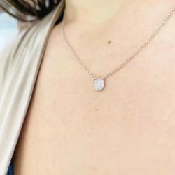 Gargantilla oro blanco de 18K en forma de círculo con pavé de circonitas