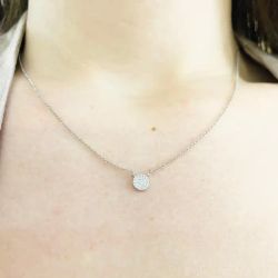Gargantilla oro blanco de 18K en forma de círculo con pavé de circonitas