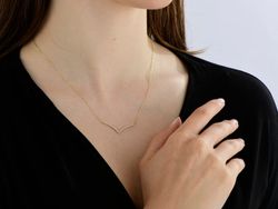 Gargantilla mujer en oro de 18 kilates acabado en pico con pave de circonitas