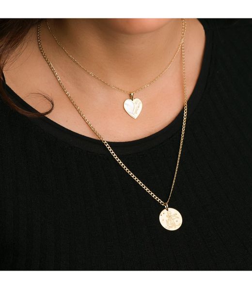 Colgante corazón con cadena de oro 18K personalizable un símbolo de amor