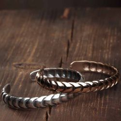 MB164A Pulsera esclava PLATADEPALO Duma rígida