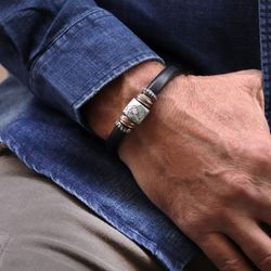 MB174X Pulsera Plata de Palo de cuero Kiran para hombre