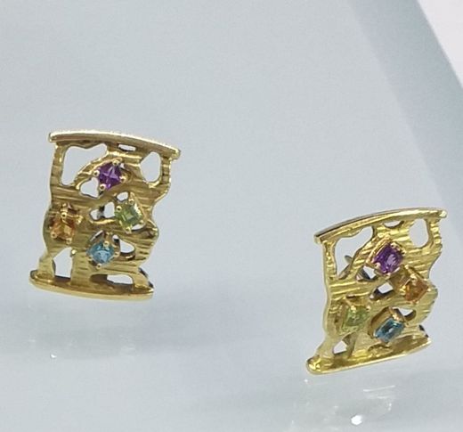 MC006 Pendientes oro con piedras de color