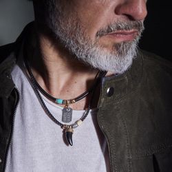 MN026X Colgante Casas PLATA DE PALO de hombre cuero trenzado genuino, plata resina y bronce