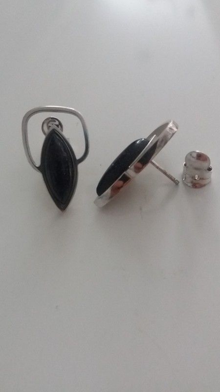 Pendientes en plata maciza de ley con piedra Ónix natural