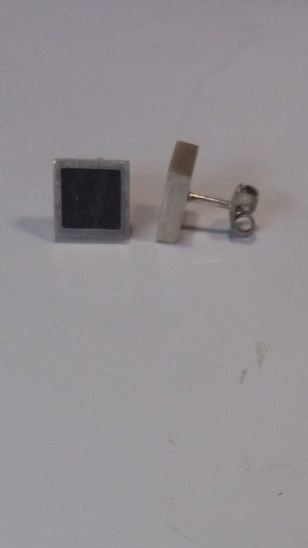 Pendientes de plata y madera de ébano cuadrados