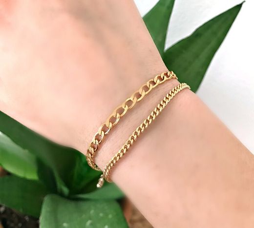 PU1213 Pulsera unisex en oro de 18K terminación en brillo con eslabones tipo barbado muy elegante