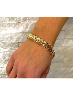 PU319 Pulsera de mujer en oro de 18K modelo princesa tallada muy elegante y señorial