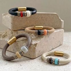 WB658X Pulsera Plata de Palo de Cuero Mujer Culion pulsera de cuero de la Colección PALAWAN  estilo artesanal, natural y lleno de fuerza