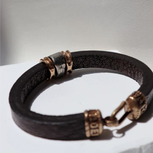 MB253X Pulsera Plata de Palo enérgica de hombre cuero con piezas de plata y cierre de gancho en bronce