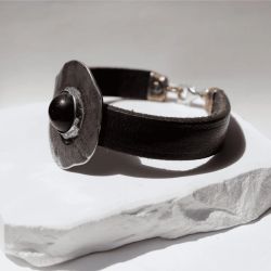 WB547X Pulsera PLATA DE PALO Mujer Hagane de cuero con centro de plata 925 y ónix destellante