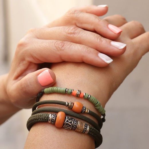 Pulsera Plata de Palo autoajustable de nylon verde, Referencia BB051V caucho verde y naranja