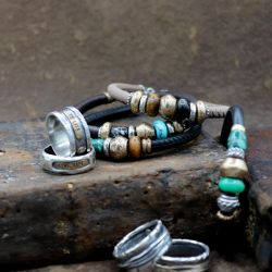 MB283X Pulsera Plata de Palo hombre Kogarashi de cuero con bronce y jade cierre mosquetón de seguridad