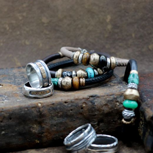 MB283X Pulsera Plata de Palo hombre Kogarashi de cuero con bronce y jade cierre mosquetón de seguridad