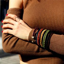 WB597X Pulsera Plata de Palo mujer modelo Zagora en plata 925, cuero y terciopelo de perlas con cierre de garfio