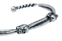 Pulsera Yoldi SB193X PLATA DE PALO unisex en plata de ley con dos calaveras