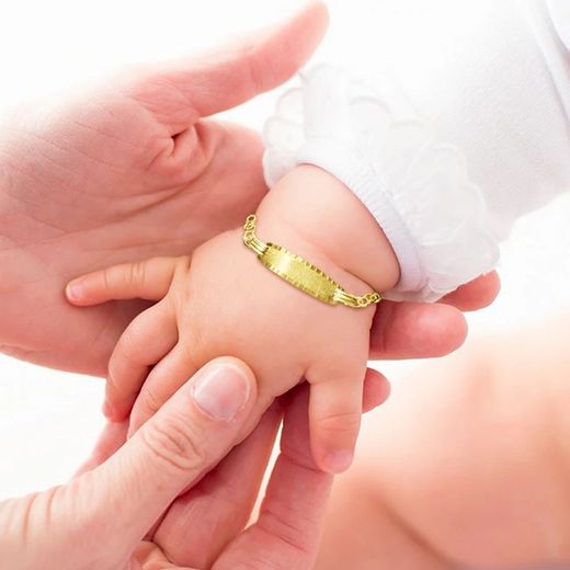 Ref PU1144 Pulsera oro 18k infantil para bebé con placa para grabar matizada y bisel pulido lapidado, acabada muy elegante