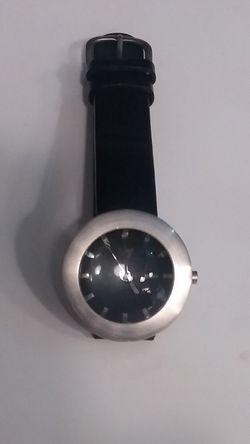 Reloj Watchcelona mujer correa negra y cristal mineral