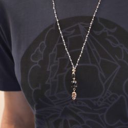 SN030X Colgante rosario unisex Plata de Palo chapado en Plata 925 con calavera y piezas de bronce, resina y piedra de ónix facetado