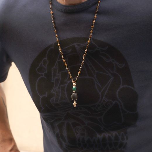 SN029X Rosario colgante Plata de Palo unisex de ojo de tigre con piezas de bronce, resina y calavera de bronce con circonitas granates