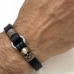 SB093X Pulsera Plata de Palo Skull hombre de cuero