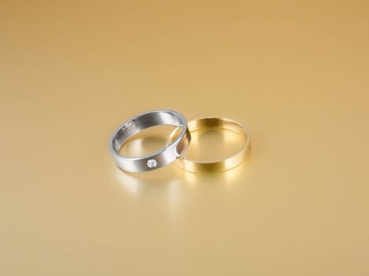 SKU: 171-GOB/1 Alianza matrimonio de oro blanco 18k cuadrada con diamante