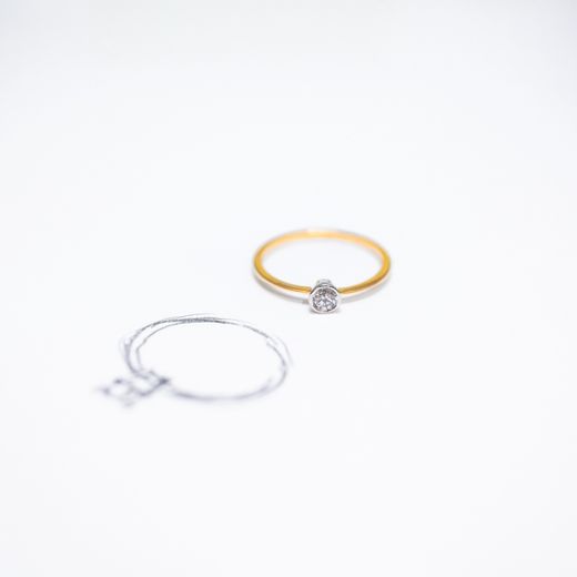 SKUND Anillo de mujer o pedida en oro 18k bicolor con brillante