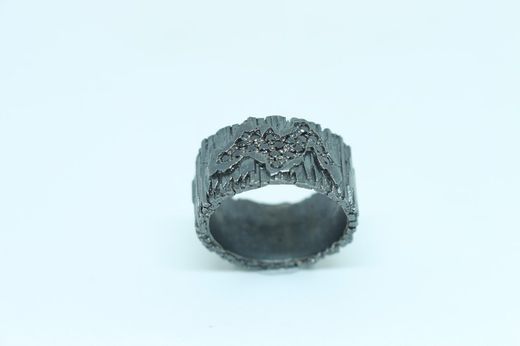 Sortija TIBET GRIETA de plata blanca o negra de mujer