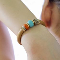 WB462X Pulsera PLATA DE PALO mujer de cuero con resinas azul y naranja ideal para cualquier evento