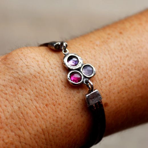 WB540X Pulsera Plata de Palo cuero de mujer Satori centro de plata 925 con rubí, rosa, y amatista
