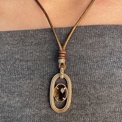 WN210X Collar PLATA DE PALO mujer en bronce y cuarzo fumé facetado en cuero