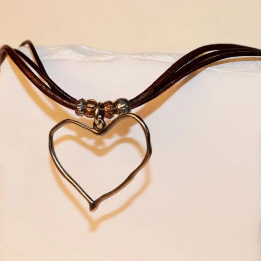 WN246B Collar corazón PLATA DE PALO Mujer colección Medina de Bronce y Cuero