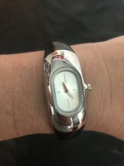 WR0102043 Reloj Nike de mujer alargado analógico