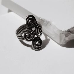 WR149X Anillo Plata de Palo mujer modelo Yugen con cuatro espirales en forma circular de plata 925